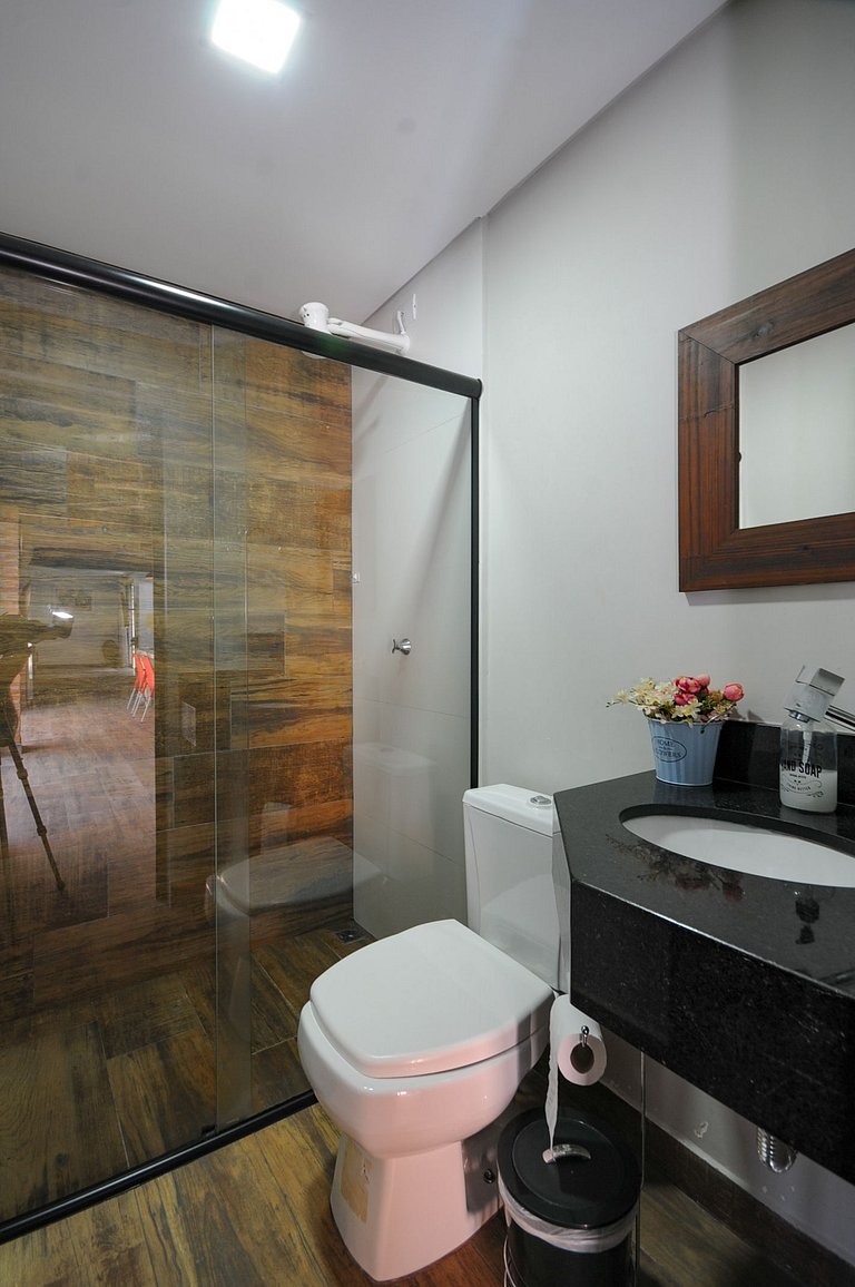 16 Hóspedes - Piscina água salgada e área Gourmet