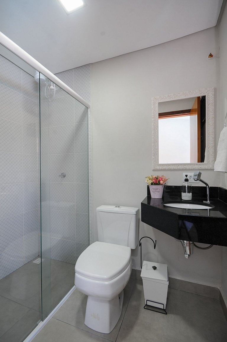 16 Hóspedes - Piscina água salgada e área Gourmet