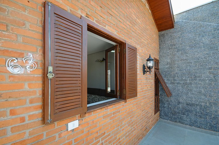 12 Hóspedes - Piscina água salgada e área Gourmet