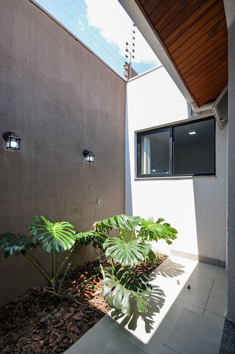 12 Hóspedes - Piscina água salgada e área Gourmet