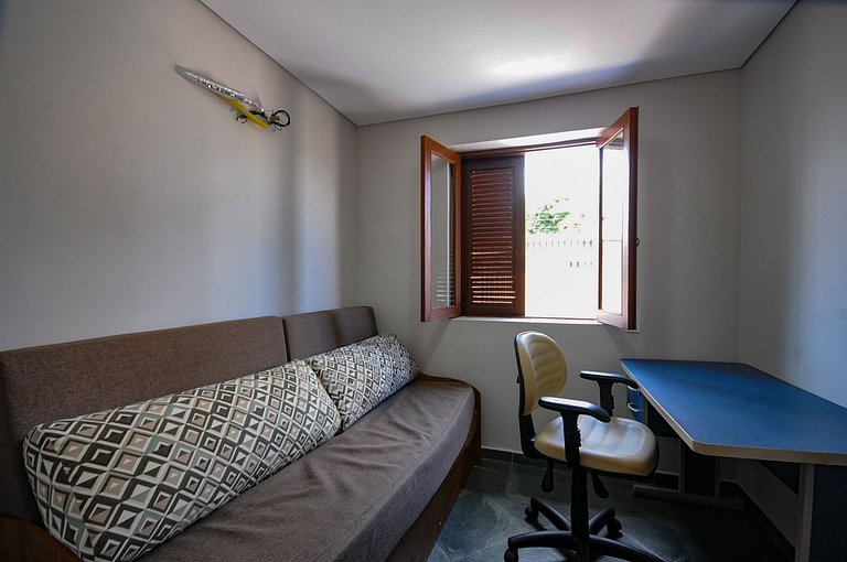 16 Hóspedes - Piscina água salgada e área Gourmet