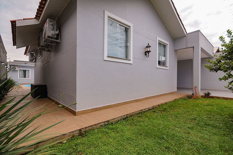 12 Hóspedes - Piscina água salgada - Área Gourmet