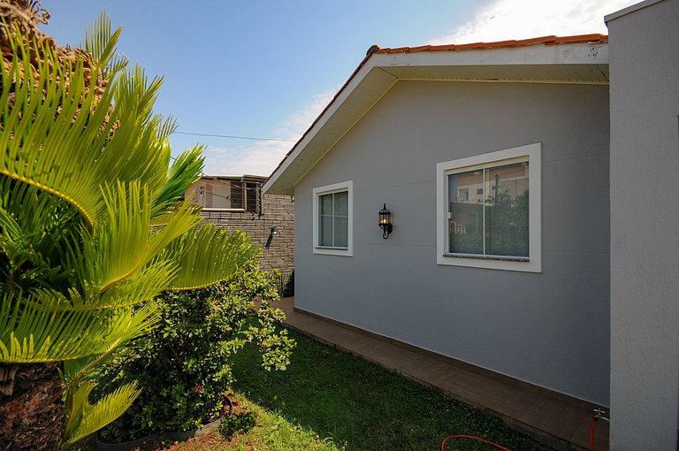 12 Hóspedes - Piscina água salgada - Área Gourmet