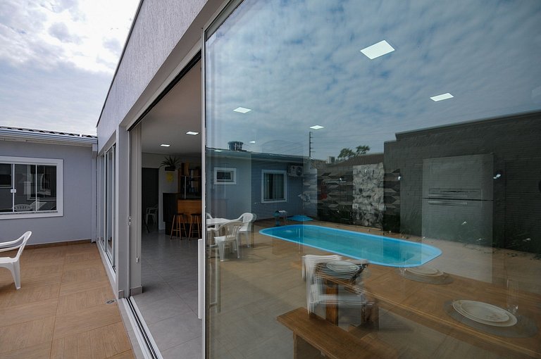 12 Hóspedes - Piscina água salgada - Área Gourmet