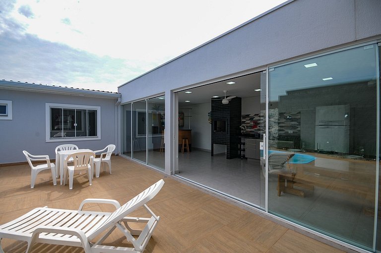 12 Hóspedes - Piscina água salgada - Área Gourmet