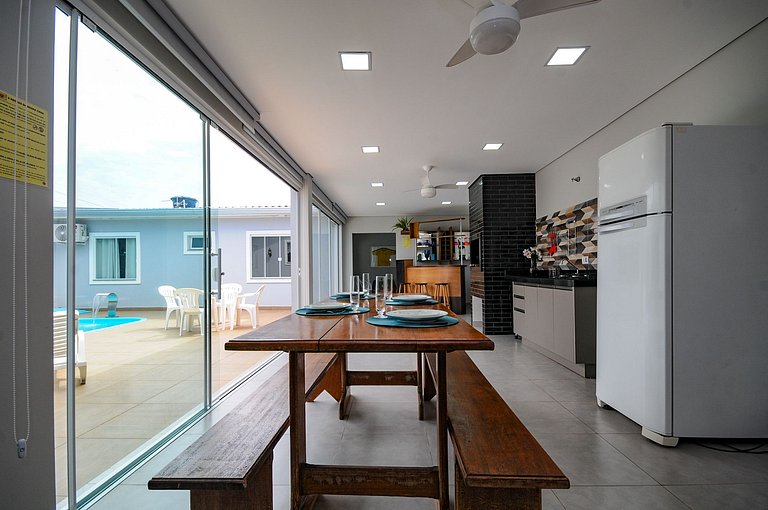 12 Hóspedes - Piscina água salgada - Área Gourmet