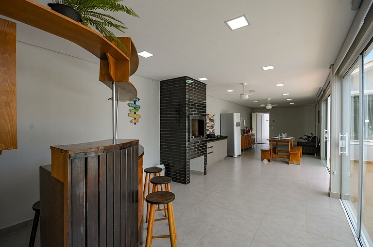 12 Hóspedes - Piscina água salgada - Área Gourmet