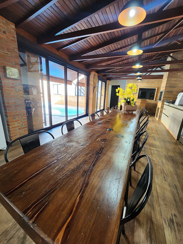 16 Hóspedes - Piscina água salgada e área Gourmet