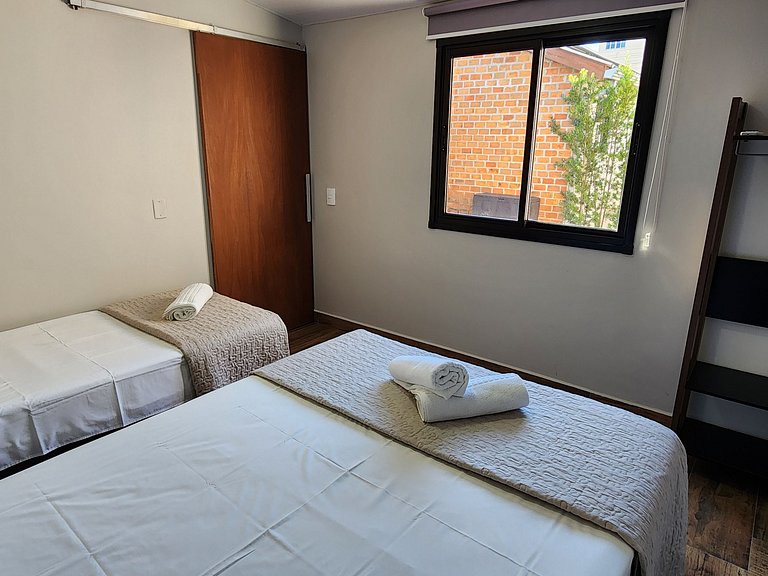 16 Hóspedes - Piscina água salgada e área Gourmet